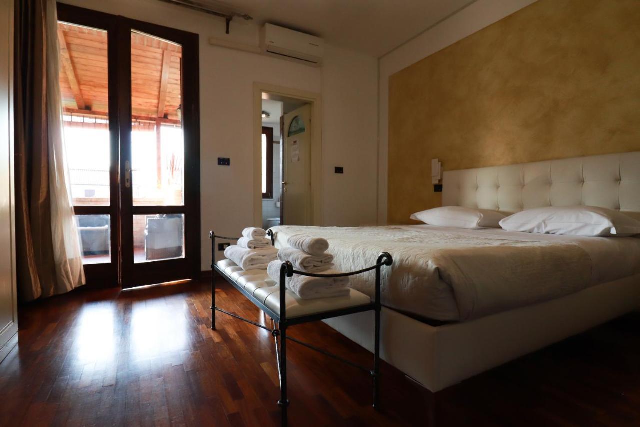 Villa Oasi Ferrara Zewnętrze zdjęcie