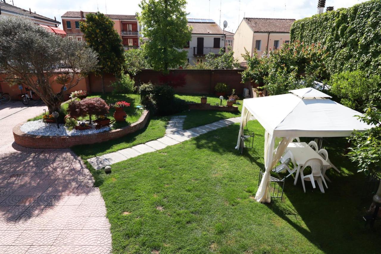 Villa Oasi Ferrara Zewnętrze zdjęcie